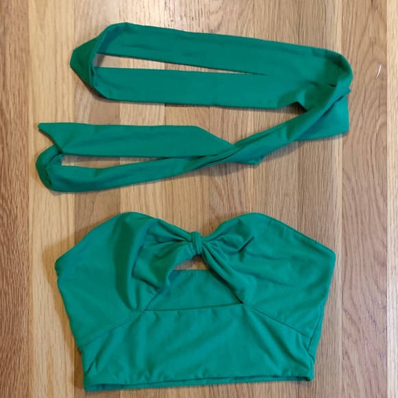 Green Halter Top - Picture 6 of 7